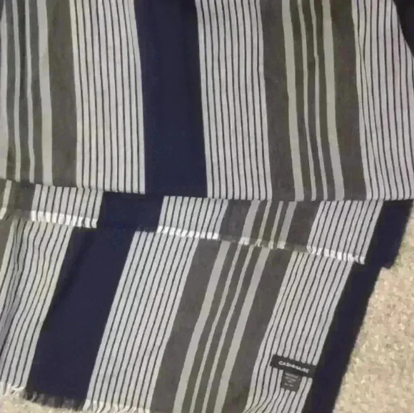 'Cashmaire' scarf 💙 made of acrylic - Picture 4 of 4